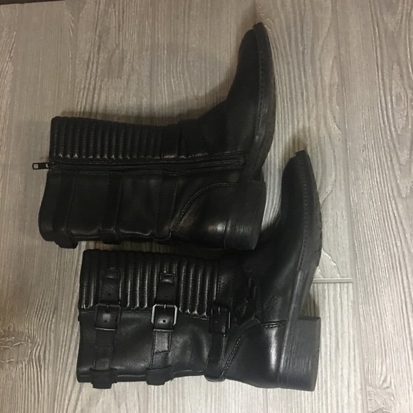 Arturo Chiang Black Biker Belt Boots Size 6M - Picture 4 of 7